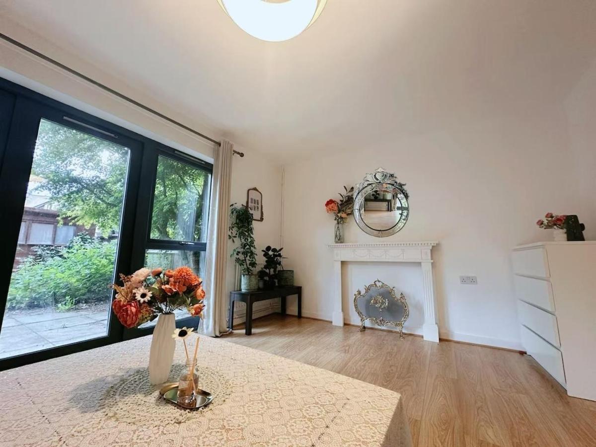 3 Bedrooms Duplex House Next To Kings Cross Station * London